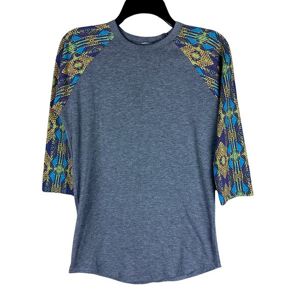 LuLaRoe Randy Tee Half Sleeve Geometric Print Sleeve T Shirt - Size XSmall‎ - Picture 1 of 4